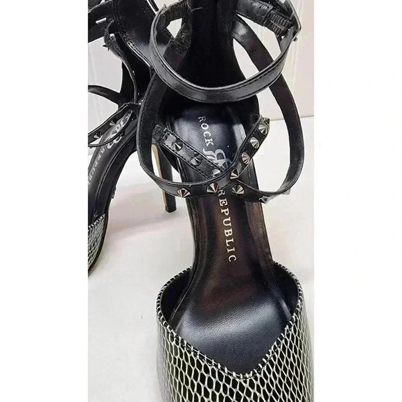 Rock & Republic Women's Spiked Heels with Spikes and  size 6M - Picture 4 of 14